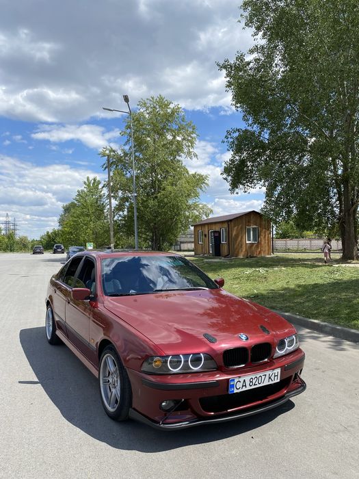 Продам BMW 520 E39