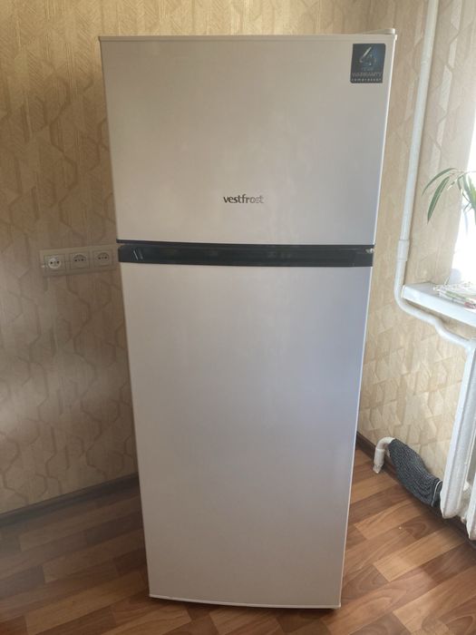 Холодильник Vestfrost CX263WB