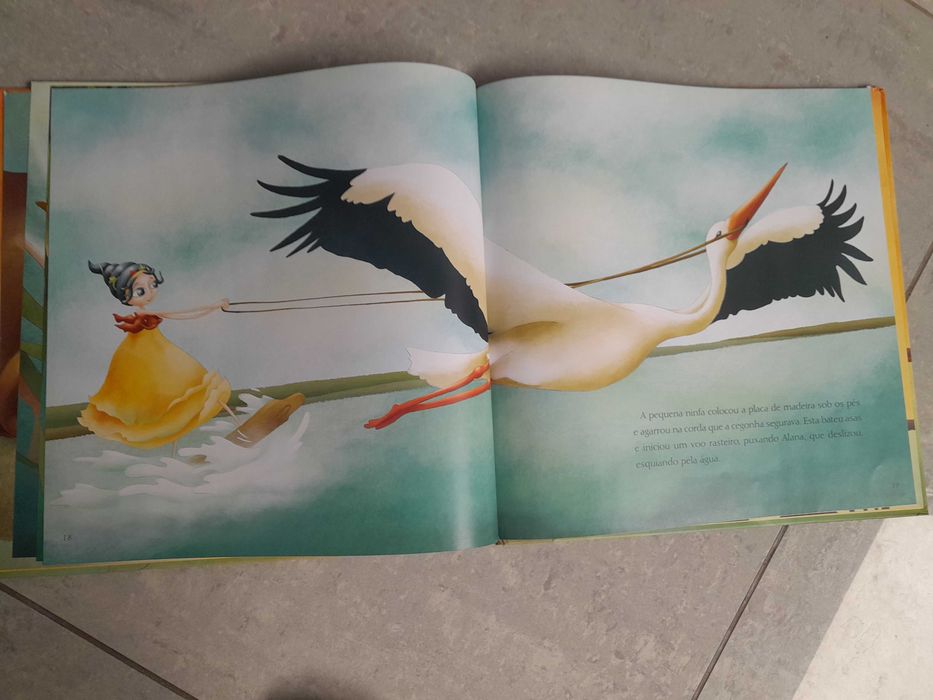 Livro- "Alana e a Lontra Lutra"