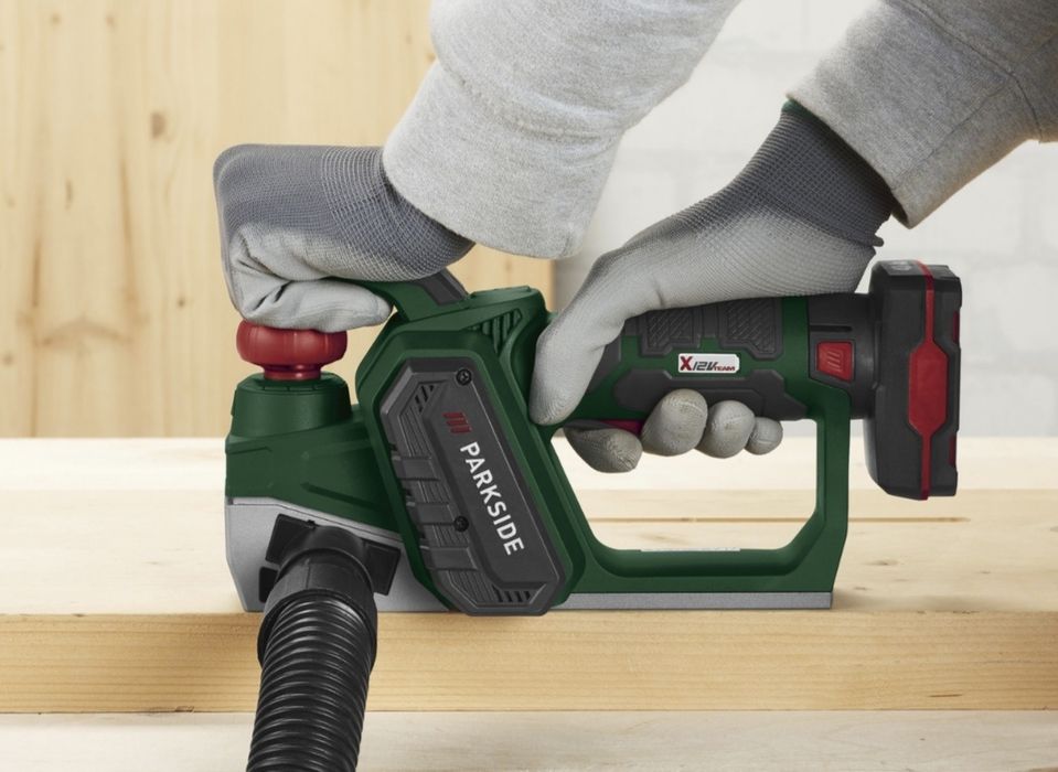 Strug akumulatorowy Parkside