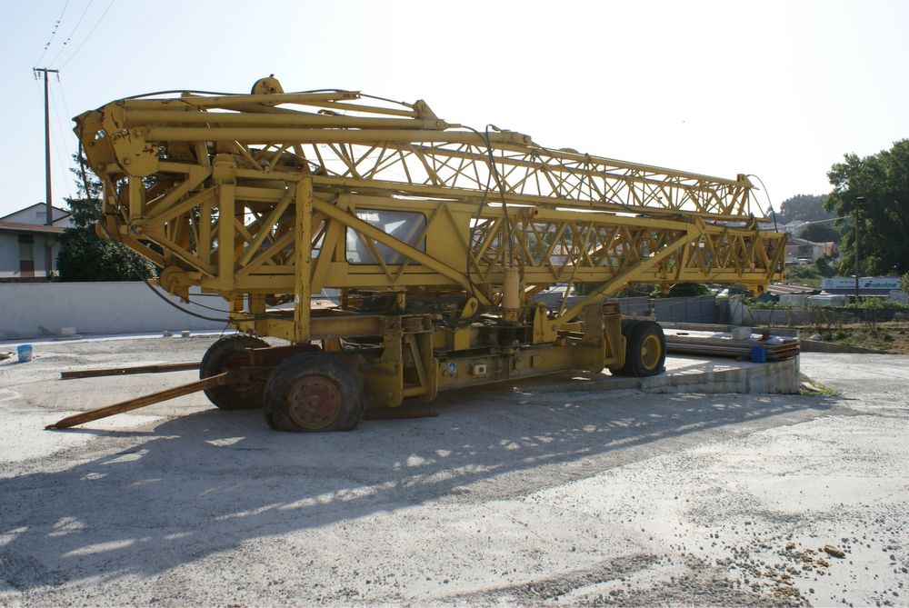 Grua automontante wetzel tipo torre 28x32
