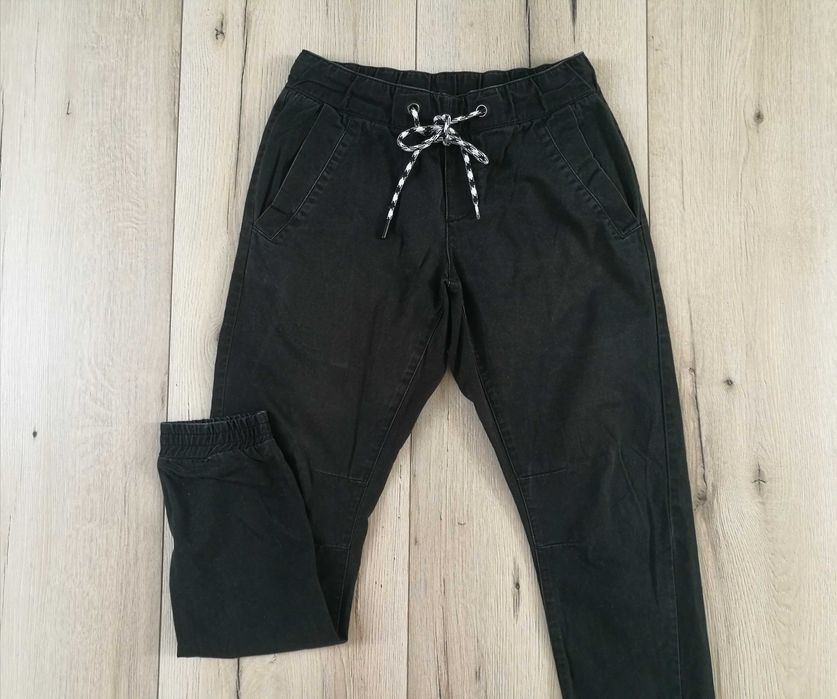 Męskie spodnie jogger CROPP W28/S