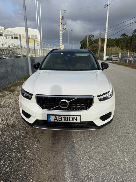 Volvo XC40 T5 - Plug In - Iva dedutível - 2020