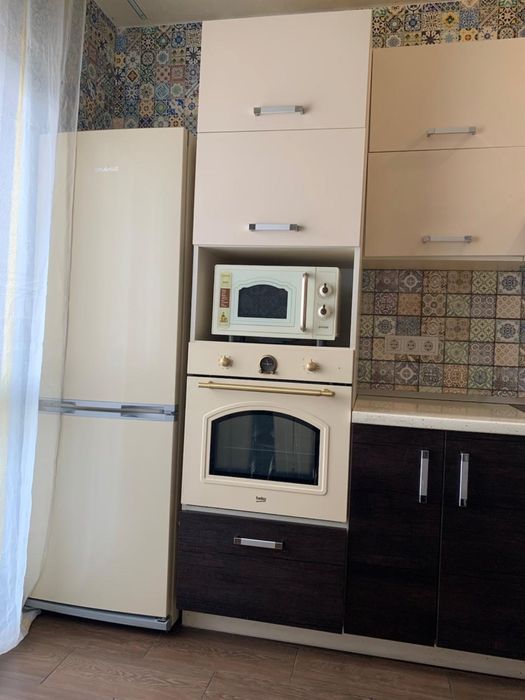 Оренда 1 кв 47 м. ХарькІвське шосе 19-Б Евродизайн. Вільна. Генератори