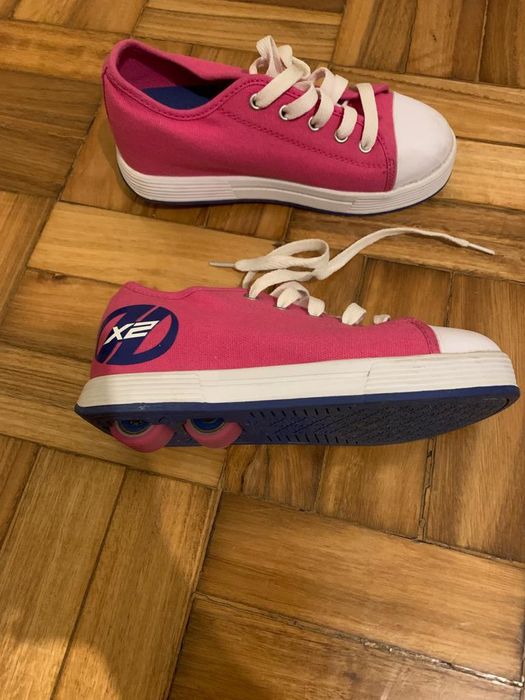 Sapatilhas com rodinhas usadas uma vez