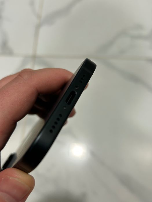 Apple iPhone 15 128 GB