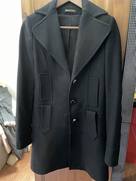 Oryginalny plaszcz Guess