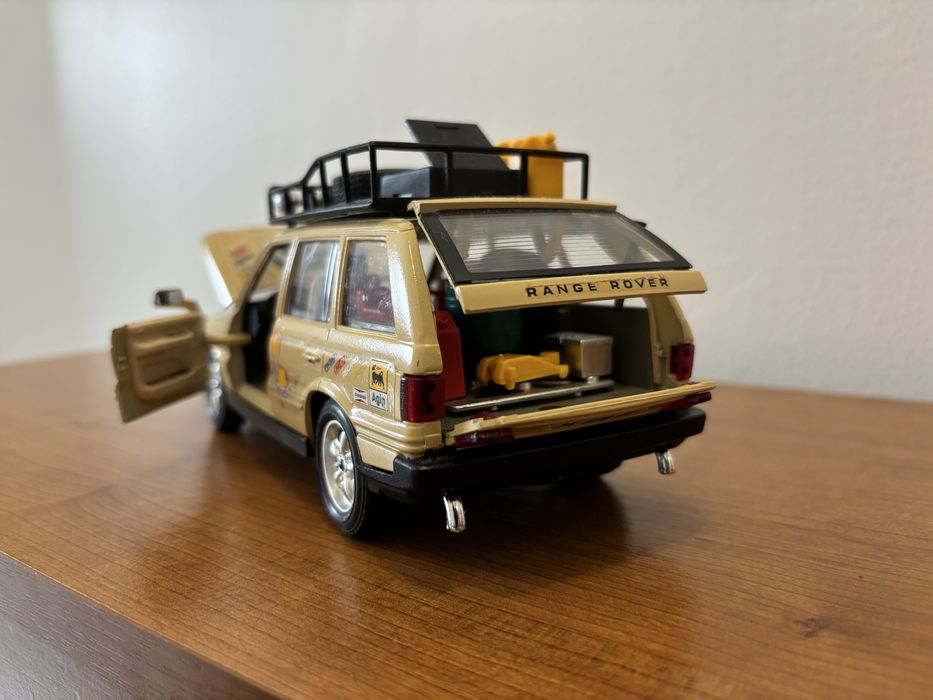 Range Rover Safari 1/24 Burago