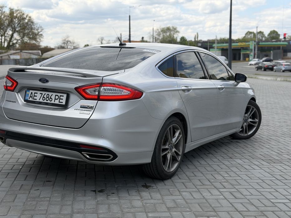 Ford Fusion  Titanium