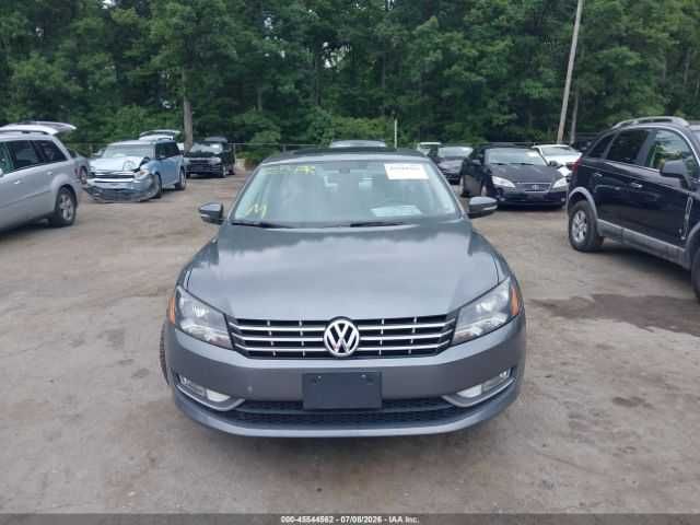 Volkswagen Passat 2.0L TDI SEL Premium