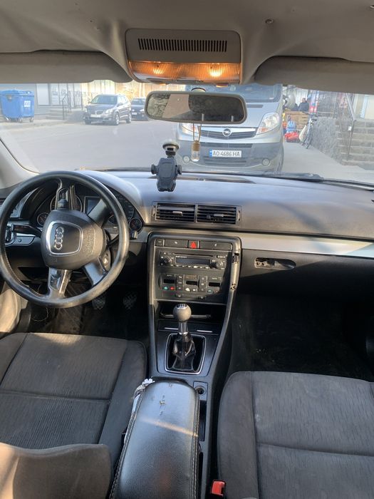 Продам машину Ауді  А4 б7