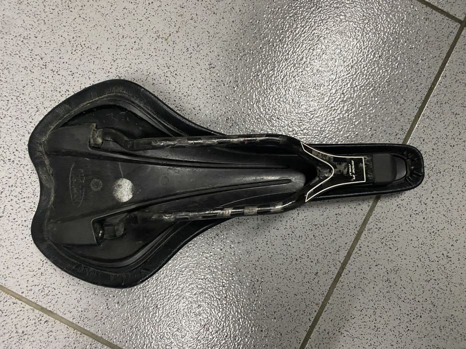 Selim carbono selle Itália Most