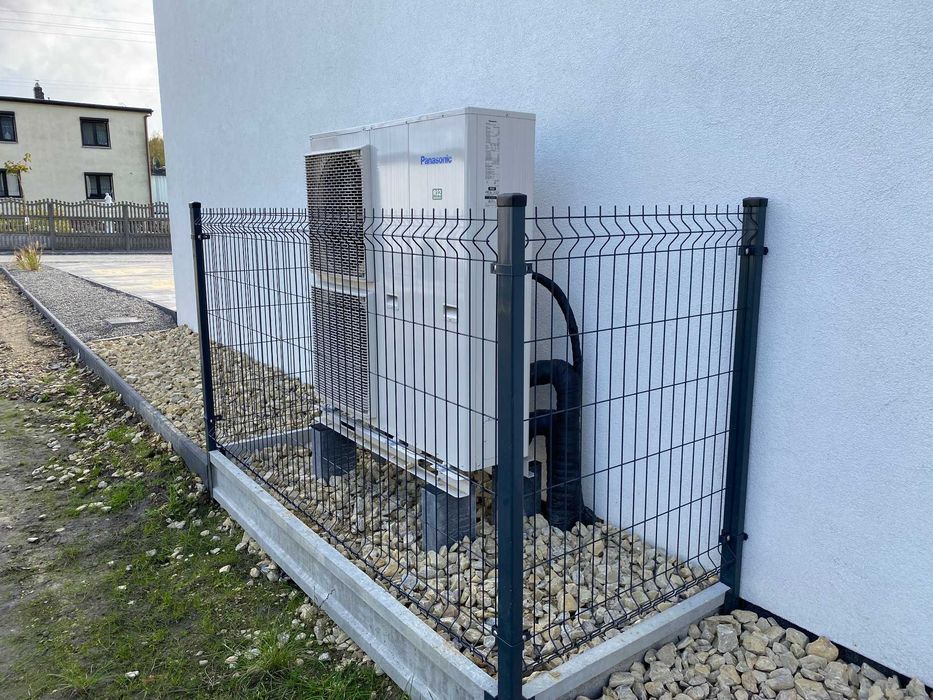 DOM 140 m2 działka 750 m2  Pompa ciepła Garaż w Knurowie