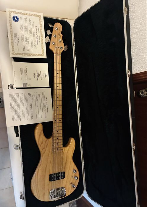 Baixo G&L L-1505 (USA)