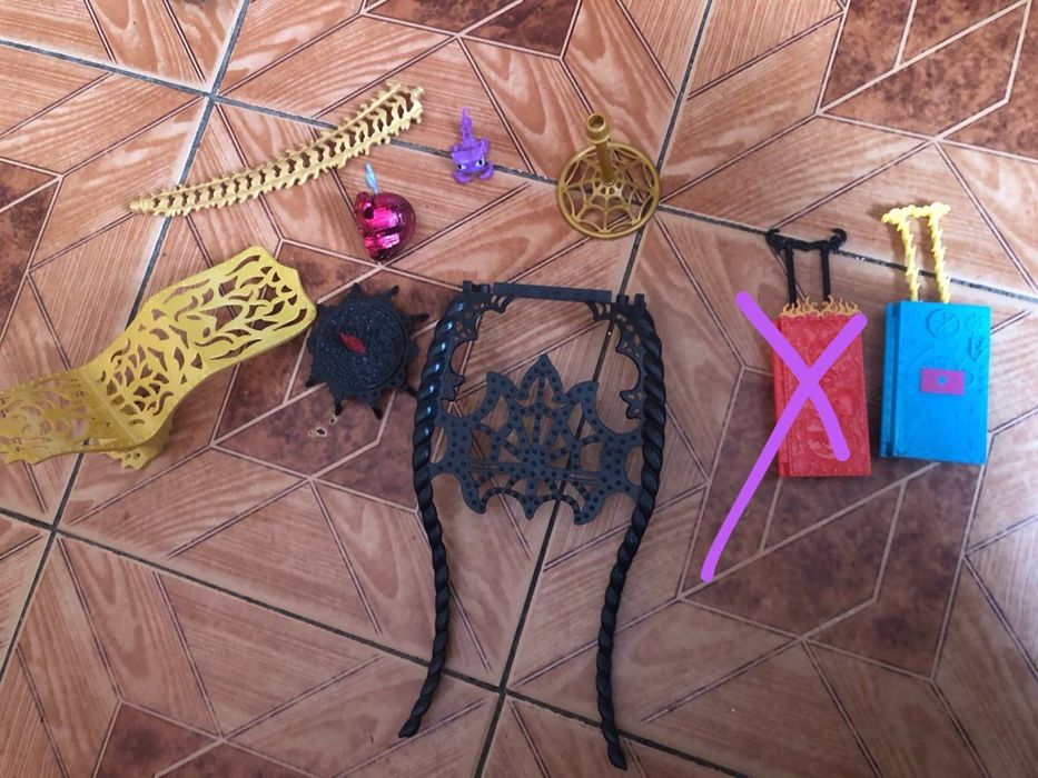 Монстер Хай та аксесуари