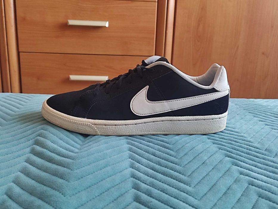 Buty nike court royal 37,5 stan bardzo dobry
