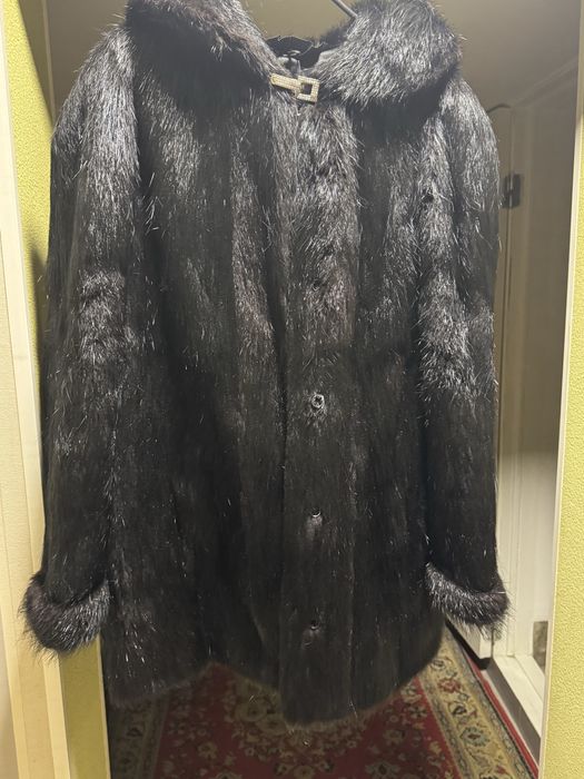 Шуба з нутрії розмір 48-50