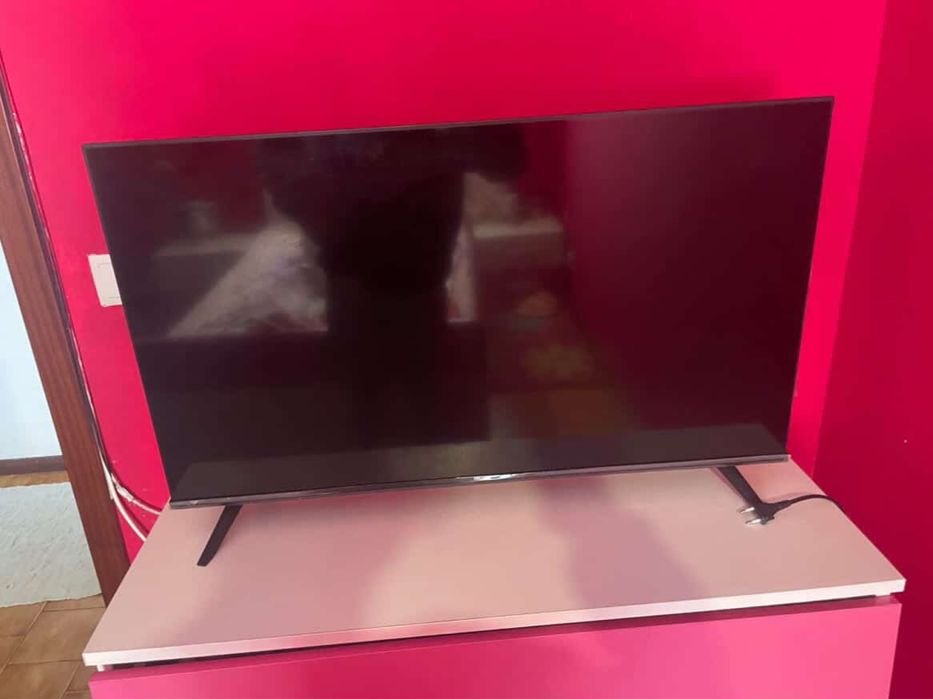 Smart TV Hisense 40” como nova c/fatura e garantia