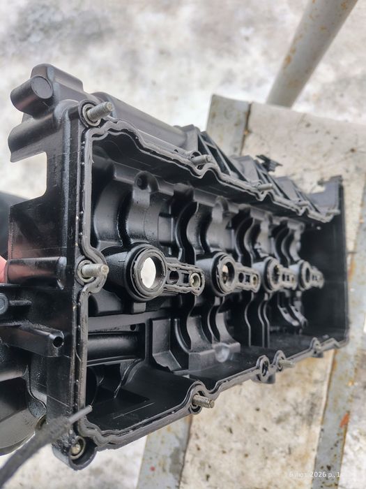 Клапання кришка N47