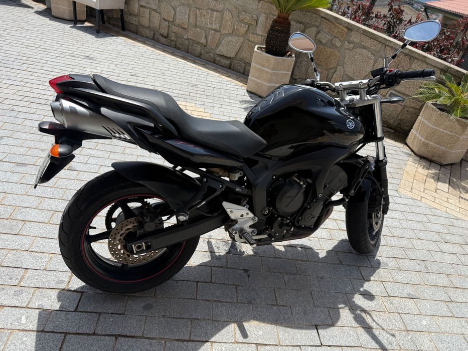 Vendo yamaha FZ6