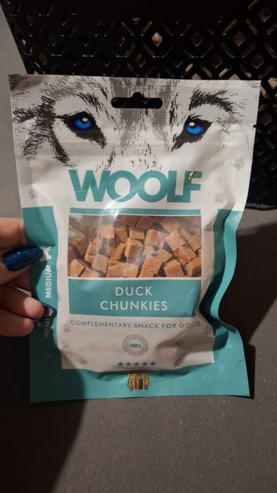 Przysmak dla psa Woolf Duck Chunkies 100g kosteczki smaczek miękkie