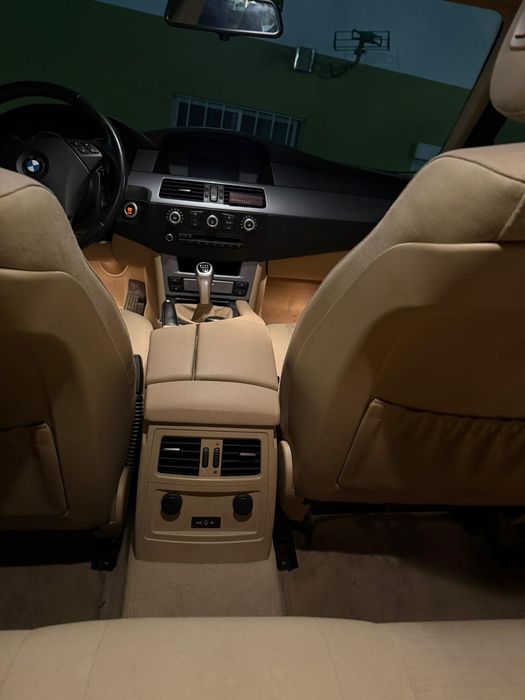 BMW 520d LCI pouco rodado