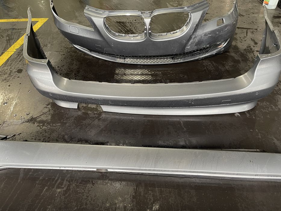 Para-choques Frente e Tras BMW 520