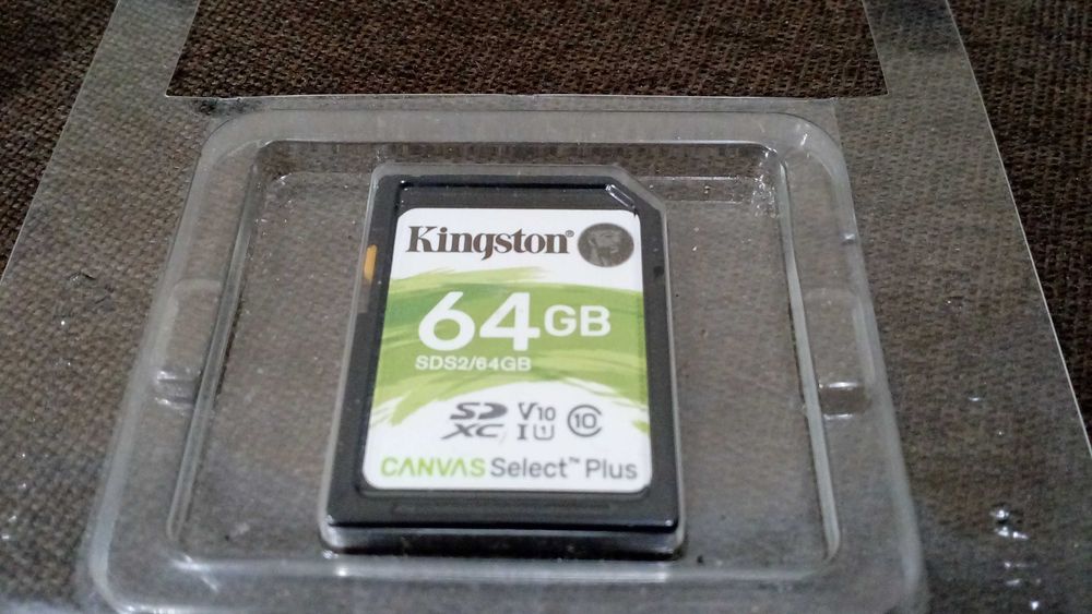 Lexar 1066x 4K 64 gb/ Kingston UHS-I Class 10 64 ГБ/ NP-BX1 - для SONY