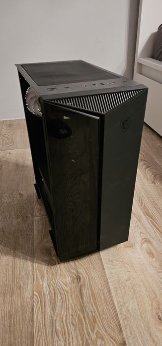 Obudowa MSI MPG Gungnir 110R Midi Tower czarny