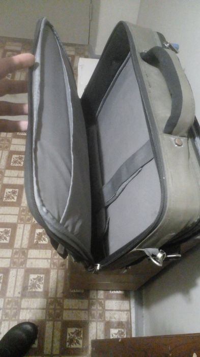 Сумка для Ноутбука и не только прочная .