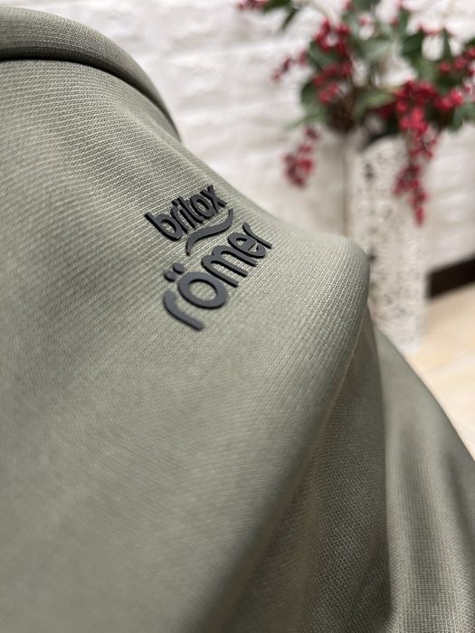 Автокрісло Britax Römer Baby-Safe Pro Група 0+ (0-13 кг) автолюлька