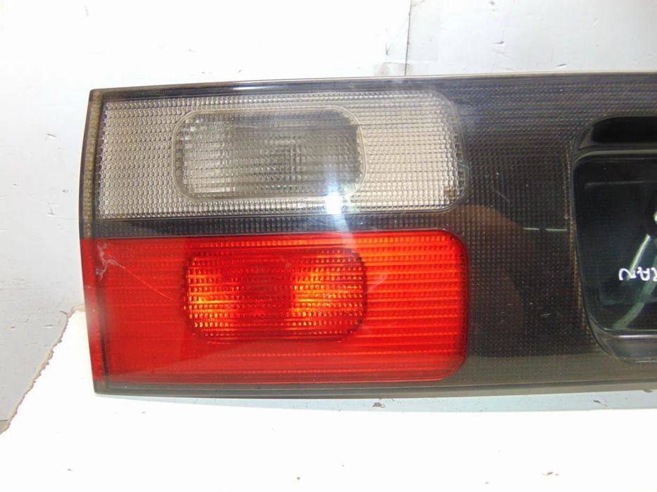 VW Sharan placa refletora