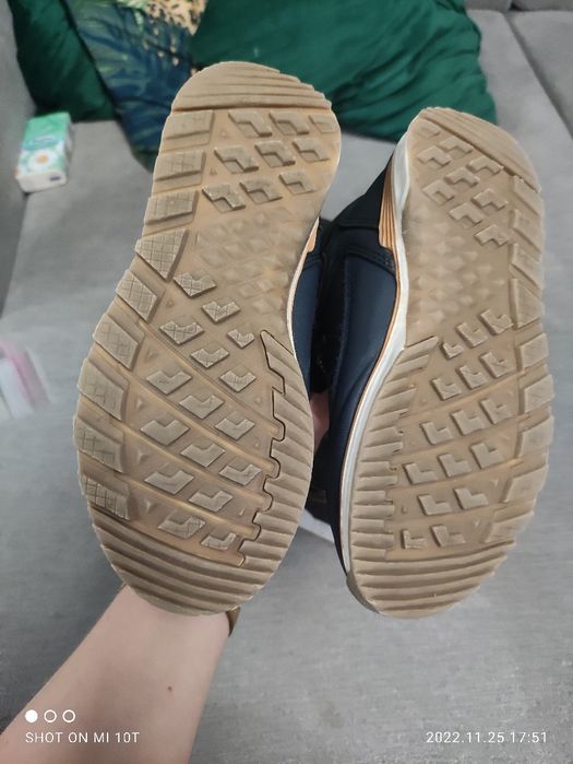 Buty zimowe kozaki ocieplane Hi-Tec trekingowe granatowe 31