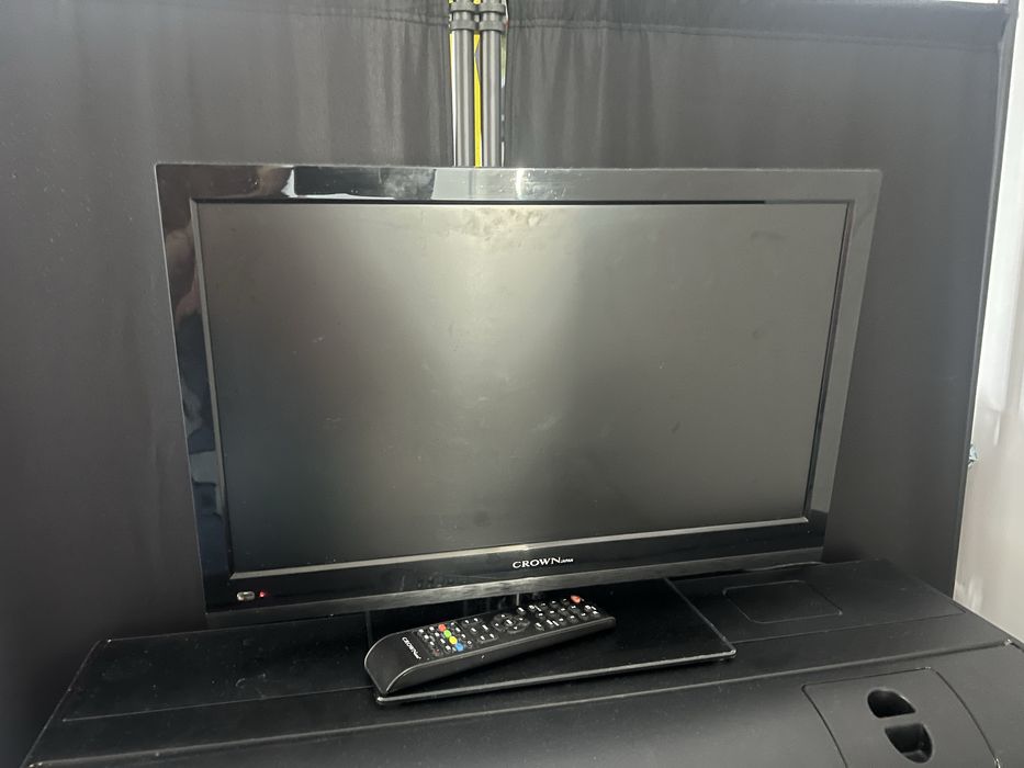 Tv crown pouco uso