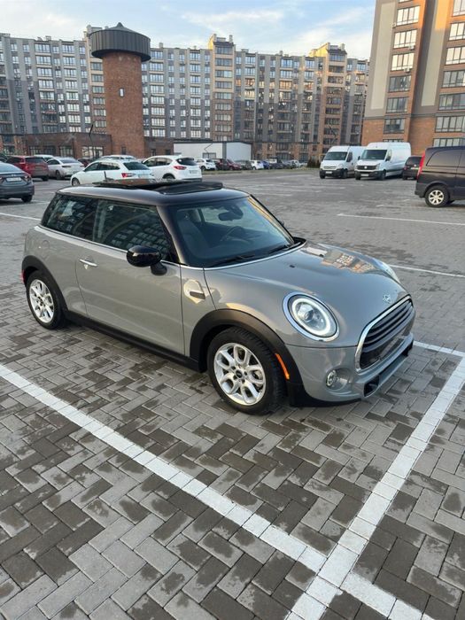 ТЕРМІНОВО продам авто