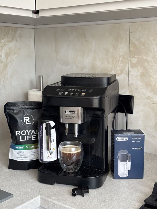 Кавомашина delonghi magnifica evo