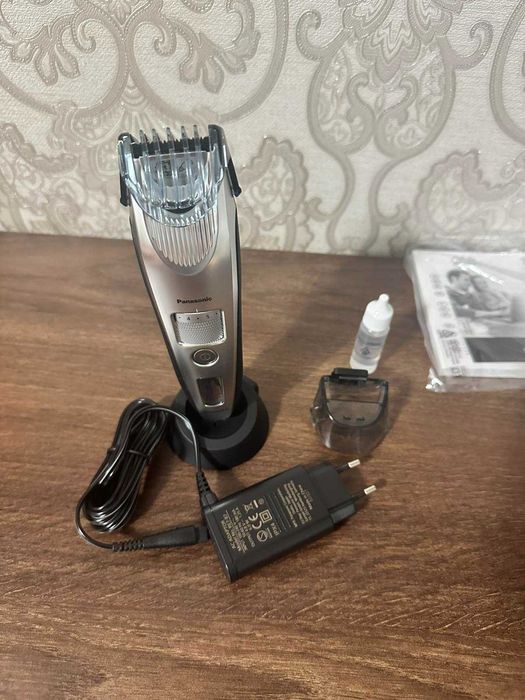 Тример для бороди та вусів Panasonic преміум-класу ER-SB60-S
