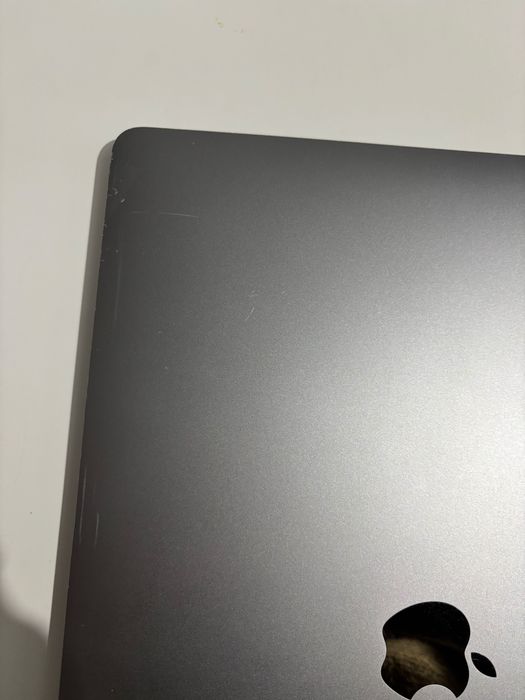 MacBook Pro 15” (2019) para venda
