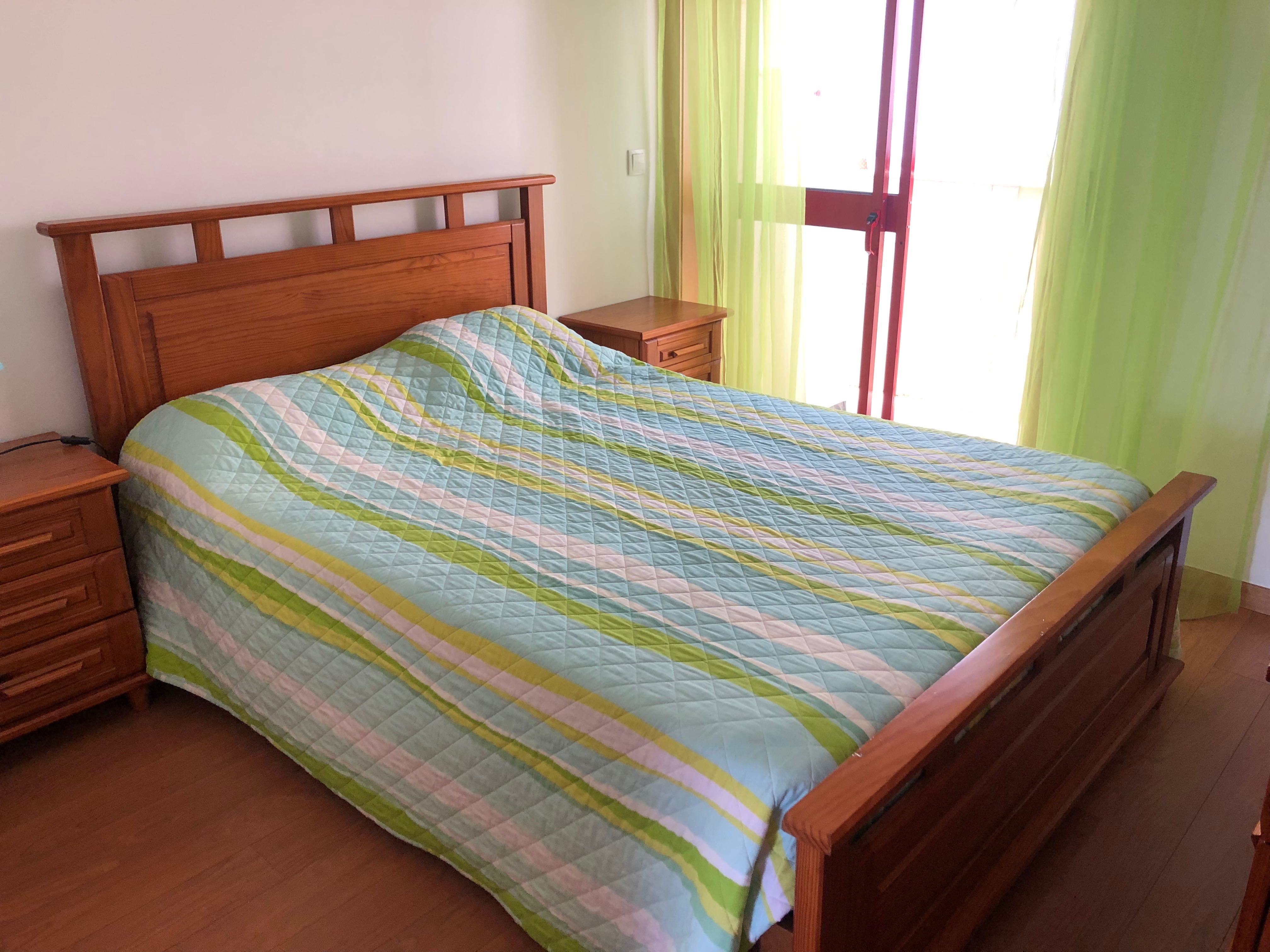 Cama casal 160x200 madeira Gafanha Da Nazaré • OLX Portugal