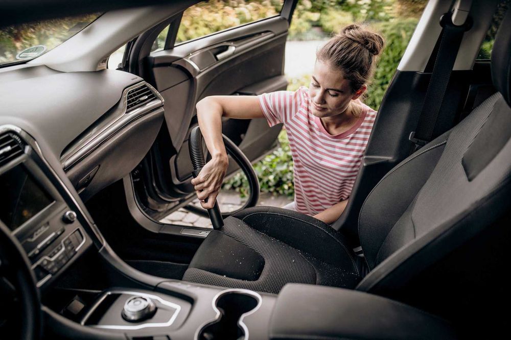 Пилосос професійний Karcher WD 2 Plus V-12/4/18/C