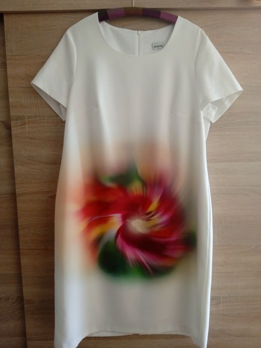 Sukienka damska duża