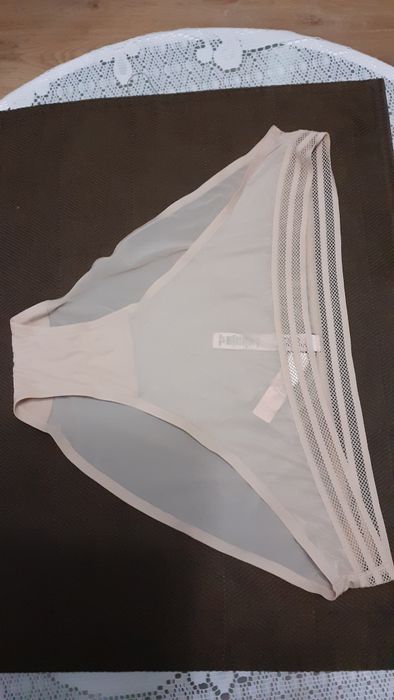 "Victoria's Secret", damskie majtki, rozm. L