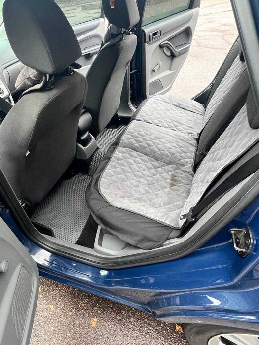 Продається автомобіль Ford Focus 1.6 дизель