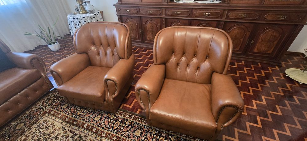 Sofá e poltronas
