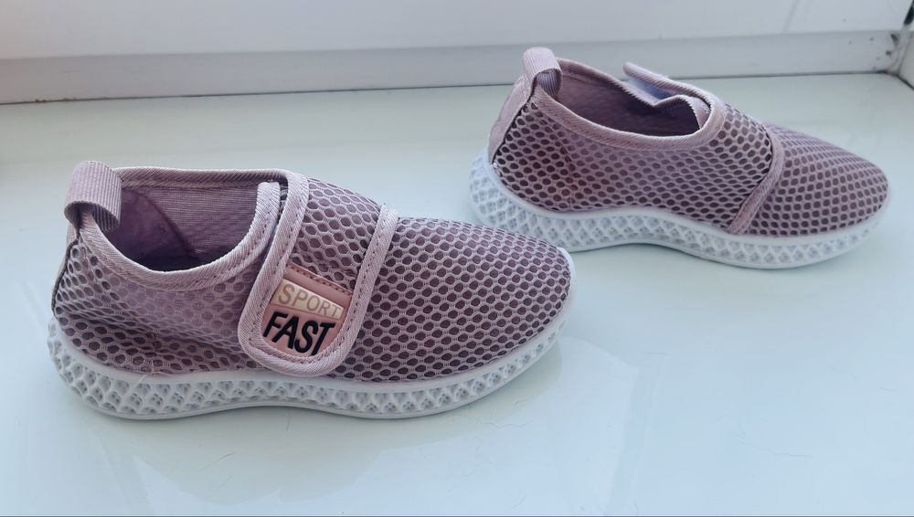 Дитяче взуття весна/літо