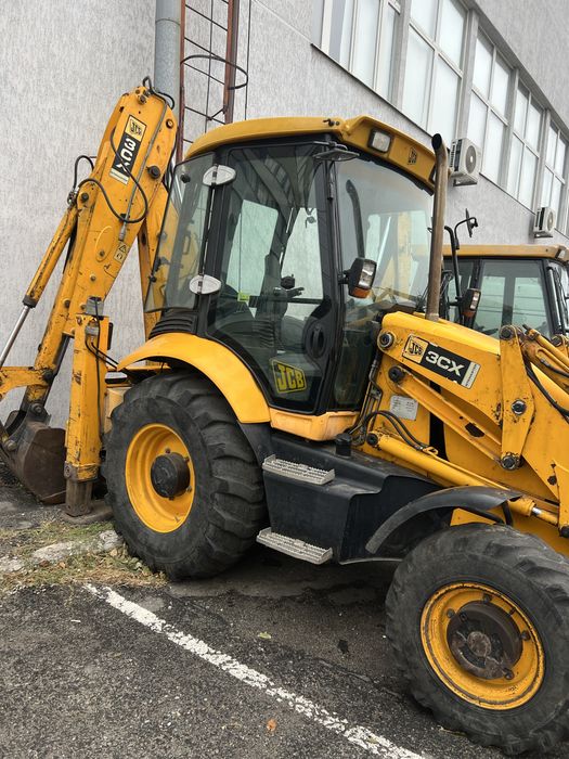 Продам экскаватор JCB 3CX