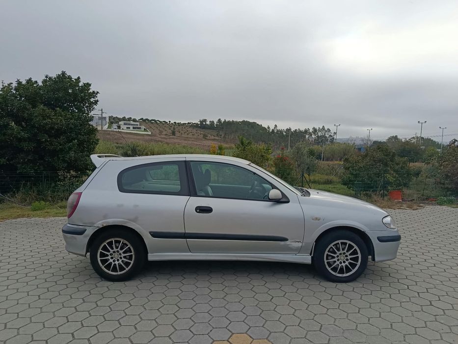Nissan Almera
