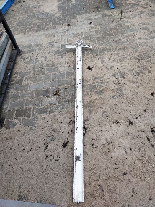 Ceownik biały 80x40