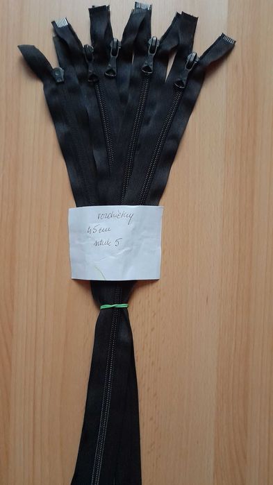 Czarne zamki spiralne plastikowe rozdzielcze POLIMEX 45 cm - 5 sztuk