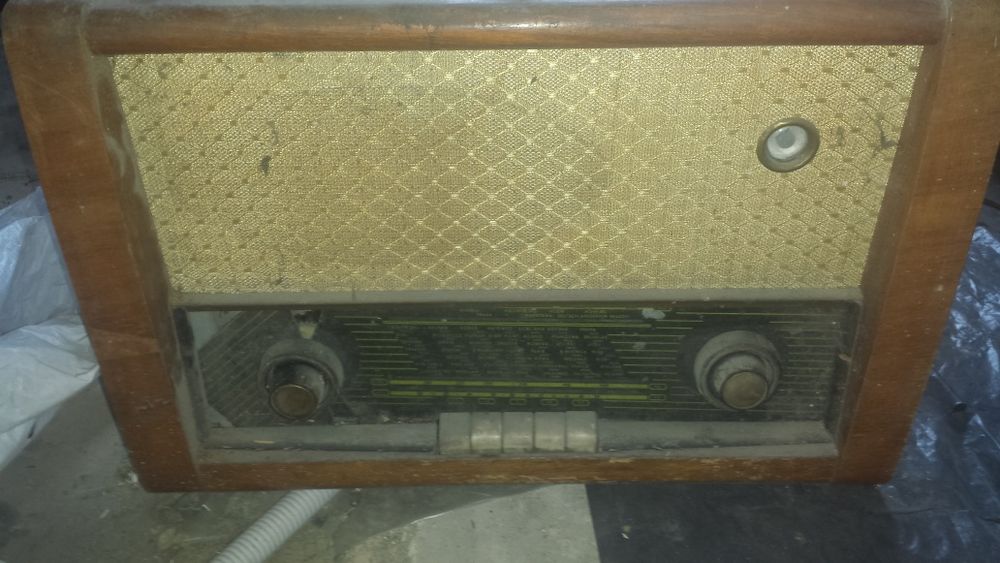 Stare radia. Sprzedam.